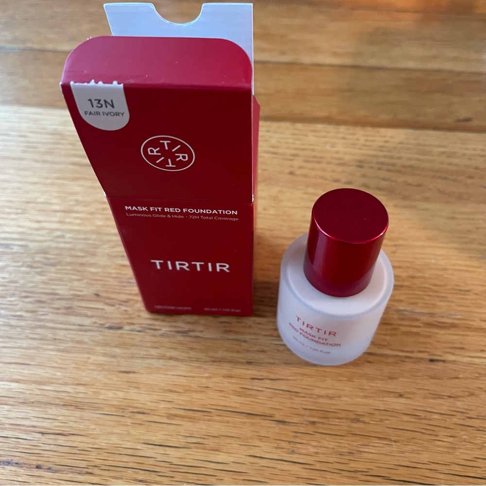 TIRTIR Mask Fit Red Foundation